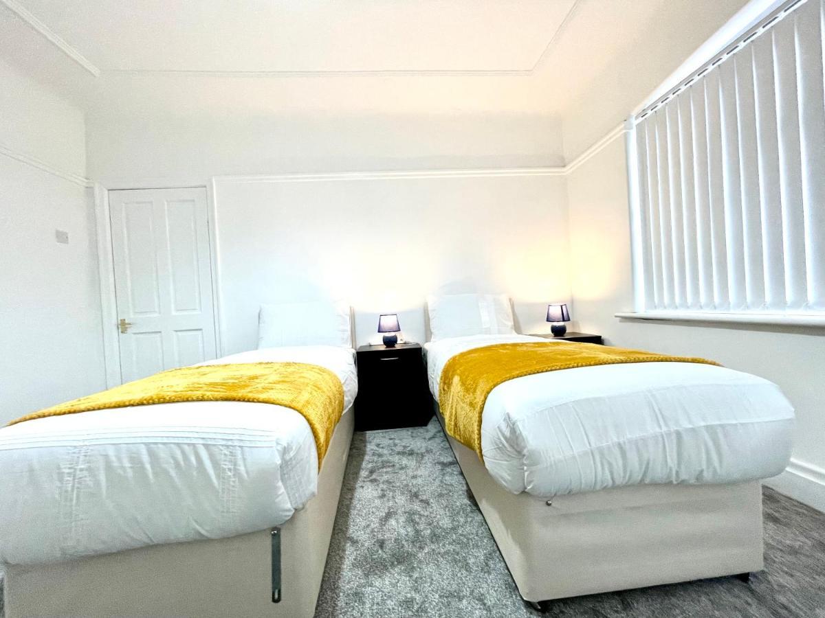 Lotus Home Wallasey Eksteriør bilde