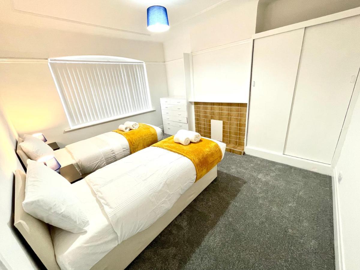 Lotus Home Wallasey Eksteriør bilde